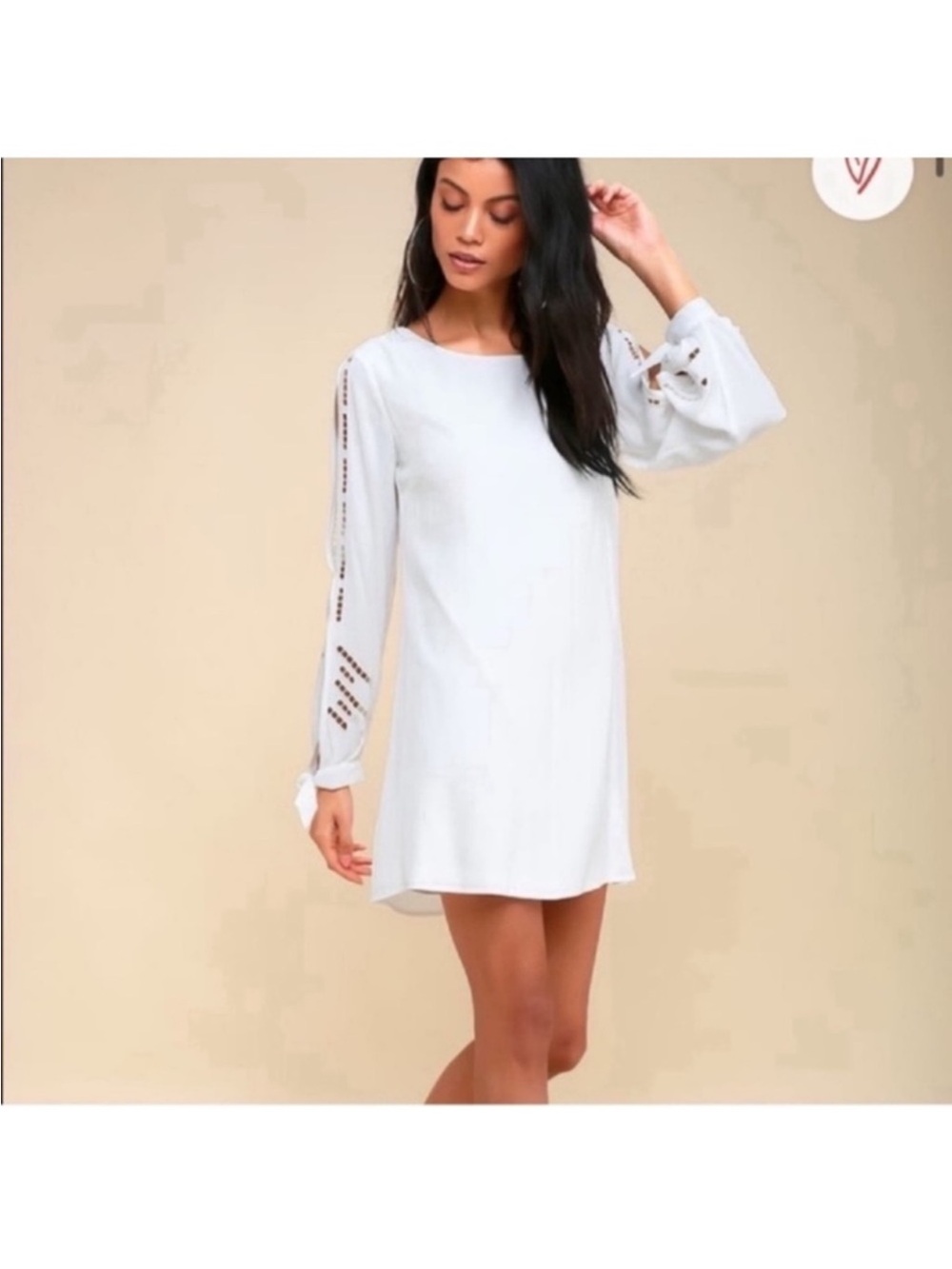 NWT LULU’s Bloomfield White Long Sleeve cut out Shift mini dress size M